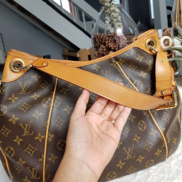 💕Authentic LV Galliera PM Hobo Bag Monogram - Picture 2 of 16